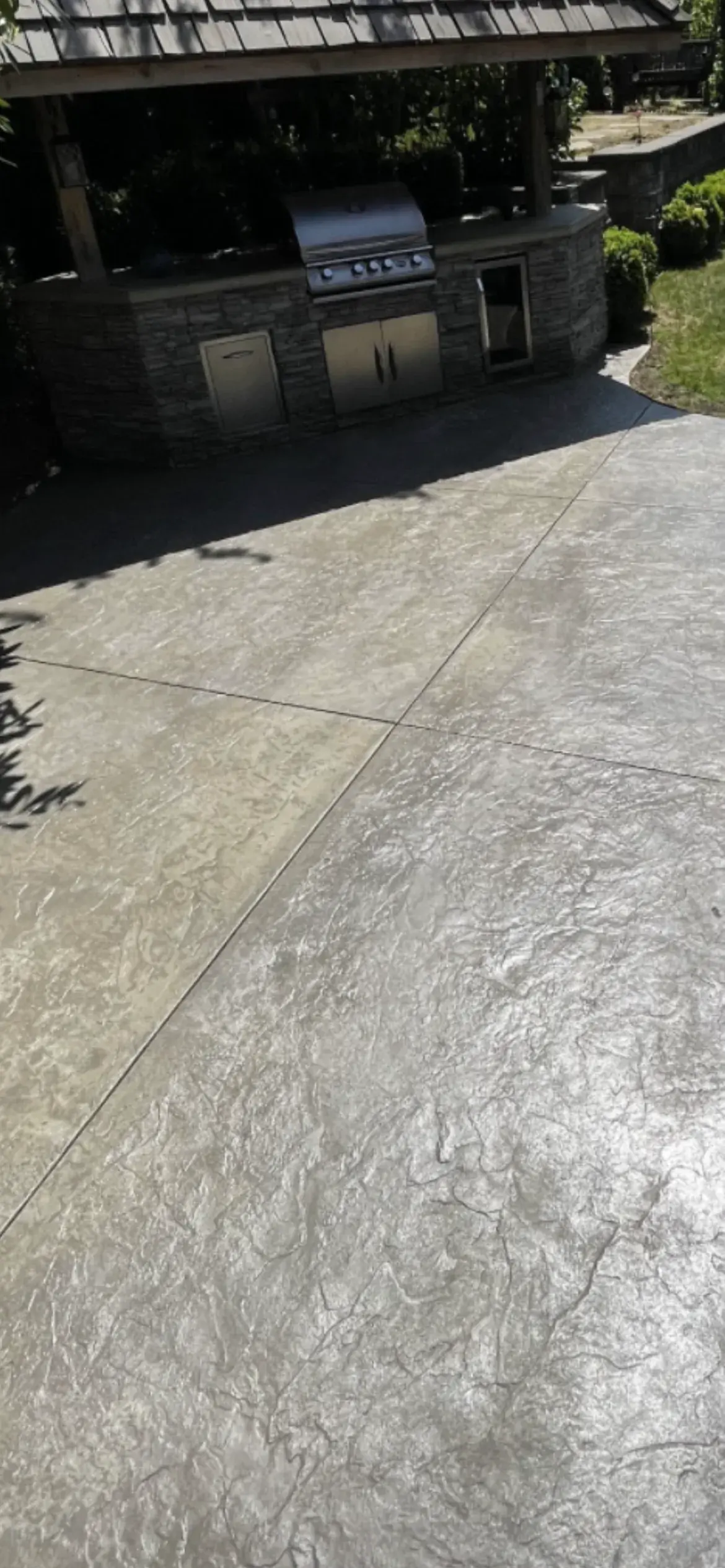 Stamped slate texture concrete detail